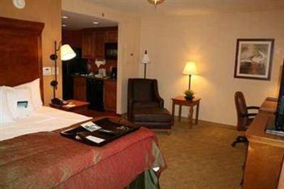 фото отеля Homewood Suites Omaha Downtown