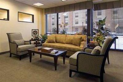 фото отеля Homewood Suites Omaha Downtown