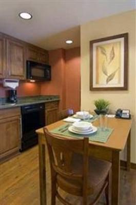 фото отеля Homewood Suites Omaha Downtown