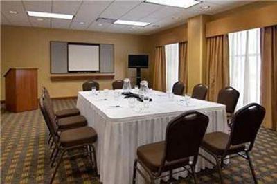 фото отеля Homewood Suites Omaha Downtown