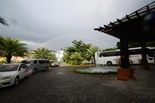 фото отеля Pontefino Hotel Batangas