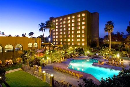 фото отеля Doubletree by Hilton Tucson - Reid Park
