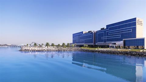 фото отеля Fairmont Bab Al Bahr