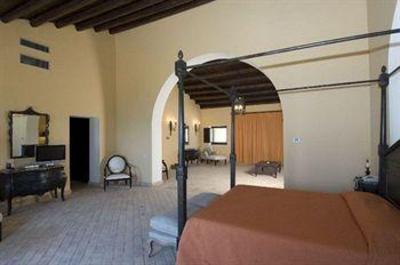 фото отеля Falconara Charming House & Resort Butera