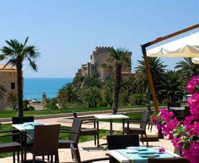 фото отеля Falconara Charming House & Resort Butera