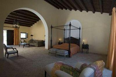 фото отеля Falconara Charming House & Resort Butera