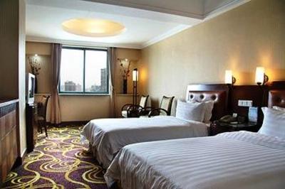 фото отеля Silver Bay Bailing Business Hotel Guangzhou