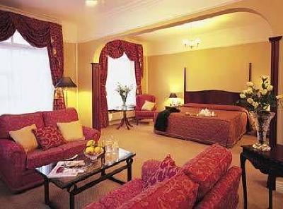 фото отеля Blarney Woollen Mills Hotel