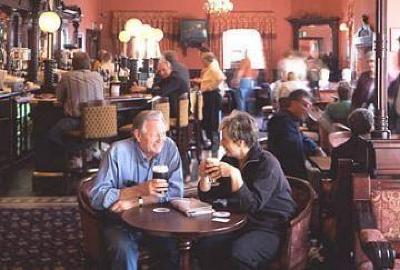 фото отеля Blarney Woollen Mills Hotel