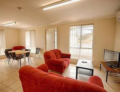фото отеля Robetown Motor Inn