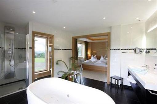 фото отеля Aktiv & Wellness Hotel Petrus