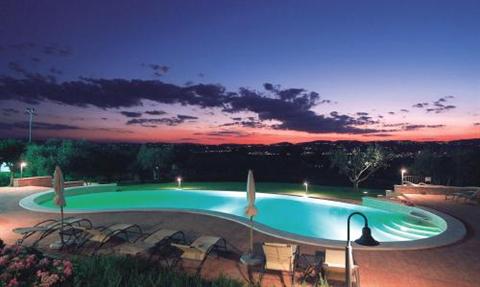 фото отеля Relais Borgo Brufa Hotel Torgiano