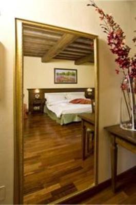 фото отеля Relais Borgo Brufa Hotel Torgiano