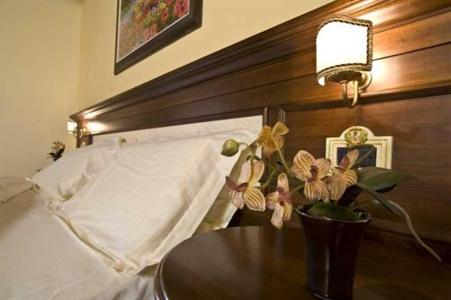 фото отеля Relais Borgo Brufa Hotel Torgiano