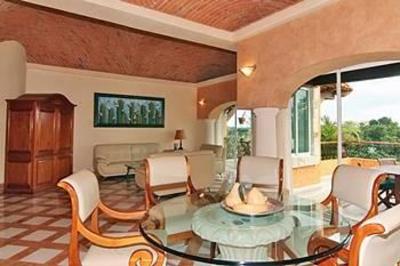 фото отеля Hacienda Vista Real