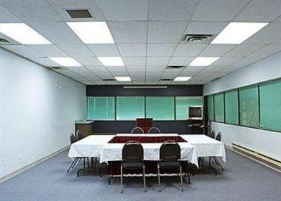 фото отеля Quality Inn Airport - Edmonton