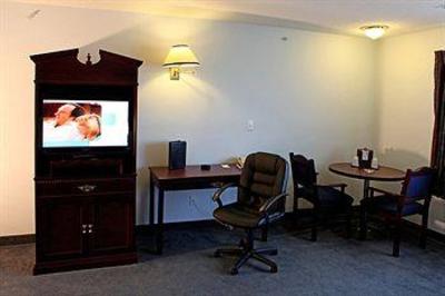 фото отеля Quality Inn Airport - Edmonton