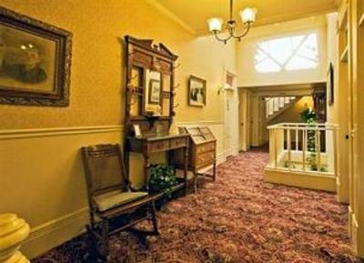 фото отеля Centrella Inn
