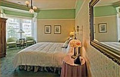 фото отеля Centrella Inn