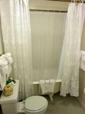 фото отеля Centrella Inn