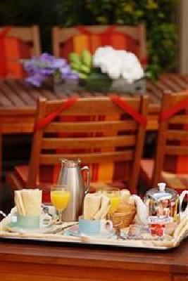 фото отеля Hotel Embassy Cannes