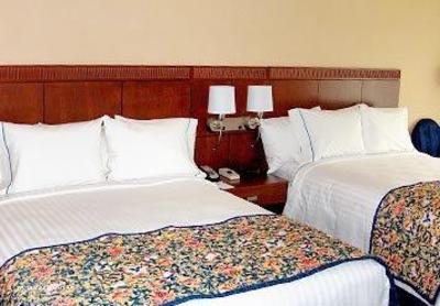 фото отеля Courtyard by Marriott Kingston