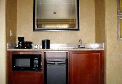фото отеля Courtyard by Marriott Kingston