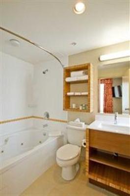 фото отеля Comfort Inn Downtown Vancouver