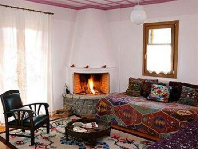 фото отеля Papanikola Guesthouse