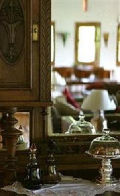 фото отеля Papanikola Guesthouse
