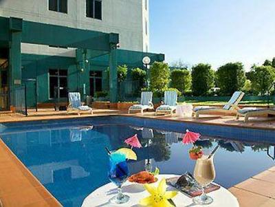 фото отеля Novotel Melbourne St Kilda