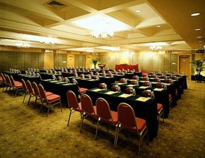 фото отеля Trade-Point Hotel