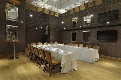 фото отеля Orsett Hall Hotel Grays