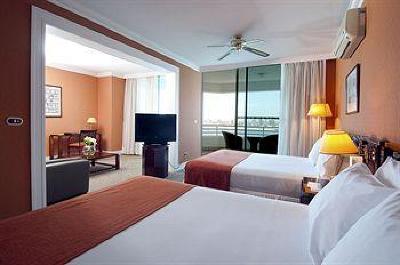 фото отеля Hotel Terrado Suites