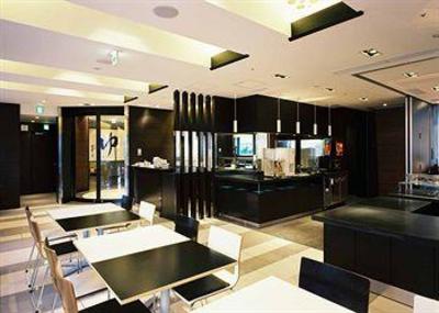 фото отеля APA Hotel Osaka Higobashi-ekimae