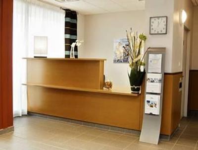 фото отеля Nemea Apparthotel Toulouse Saint Martin