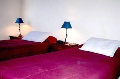 фото отеля Los Fresnos Hosteria El Calafate