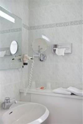 фото отеля Hotel Normadie Auxerre