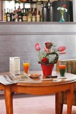 фото отеля Hotel Normadie Auxerre
