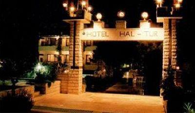 фото отеля Hal-Tur Hotel