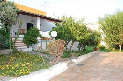 фото отеля Residence-Hotel Baia Portinenti