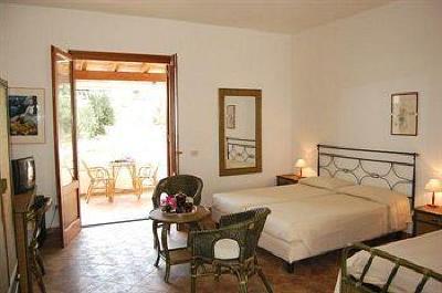 фото отеля Residence-Hotel Baia Portinenti