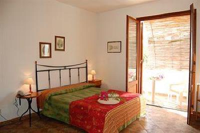 фото отеля Residence-Hotel Baia Portinenti