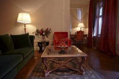 фото отеля Pontos Plaza Hotel