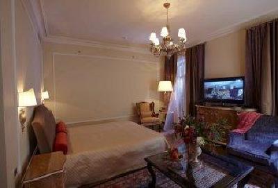фото отеля Pontos Plaza Hotel