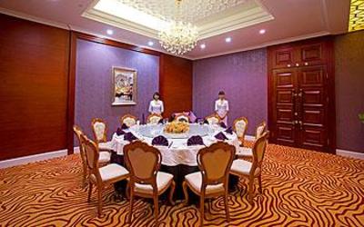 фото отеля Taohualing Hotel Yichang