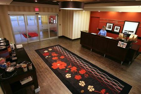 фото отеля Hampton Inn & Suites by Hilton Red Deer