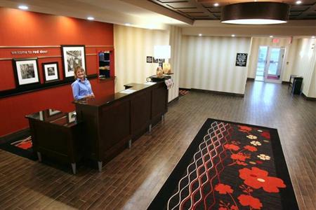 фото отеля Hampton Inn & Suites by Hilton Red Deer