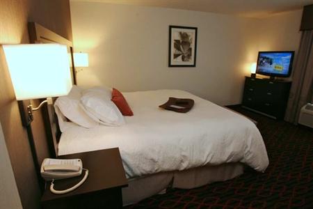 фото отеля Hampton Inn & Suites by Hilton Red Deer