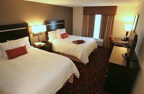фото отеля Hampton Inn & Suites by Hilton Red Deer
